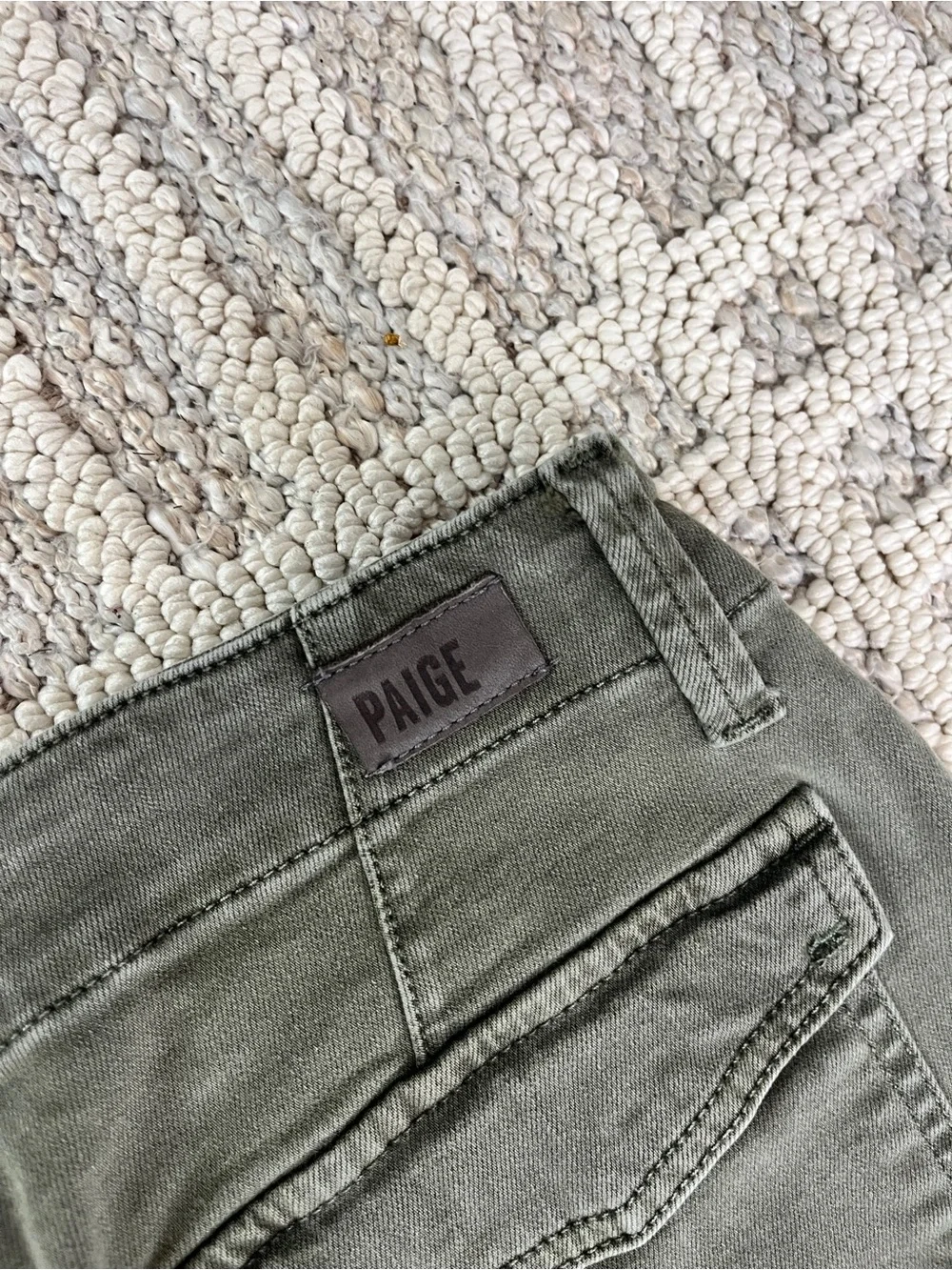 PAIGE green Pants in size 24 - Picture 7 of 7